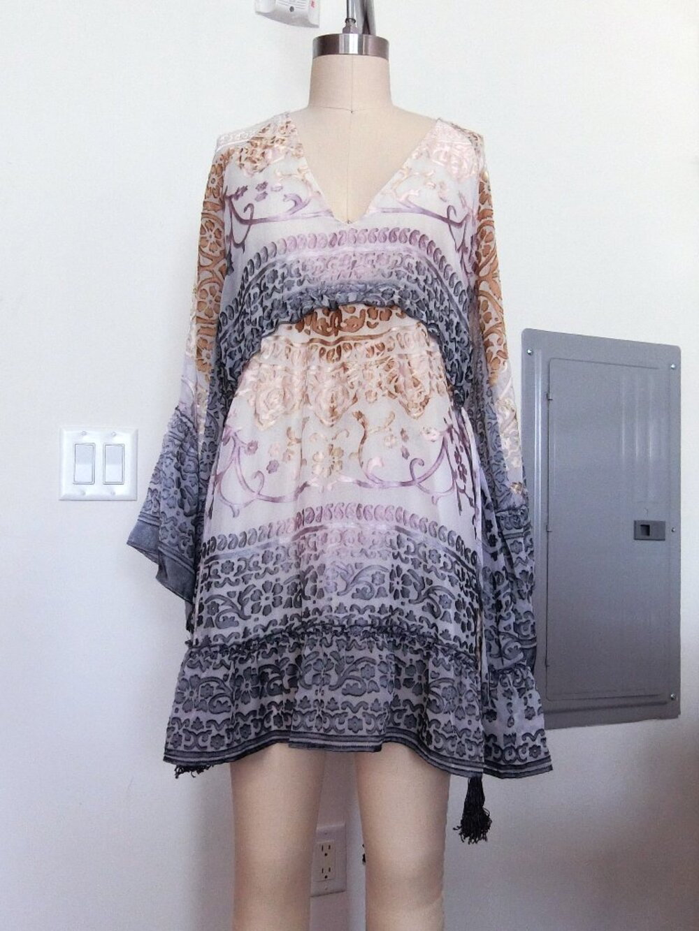 Cleobella Velvet Burnout Bell Sleeve Mini Dress Boho Floral Size M